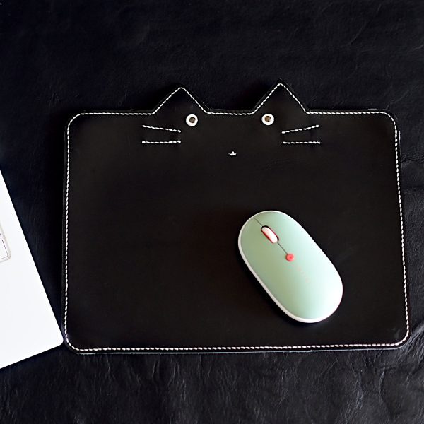 Hand-Stitched personalized cat mouse pad: Top-Grain Leather